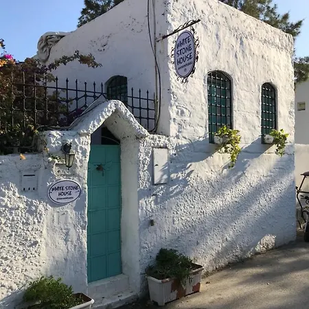 White Stone House Villa *