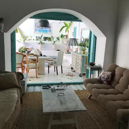 White Stone House Villa *